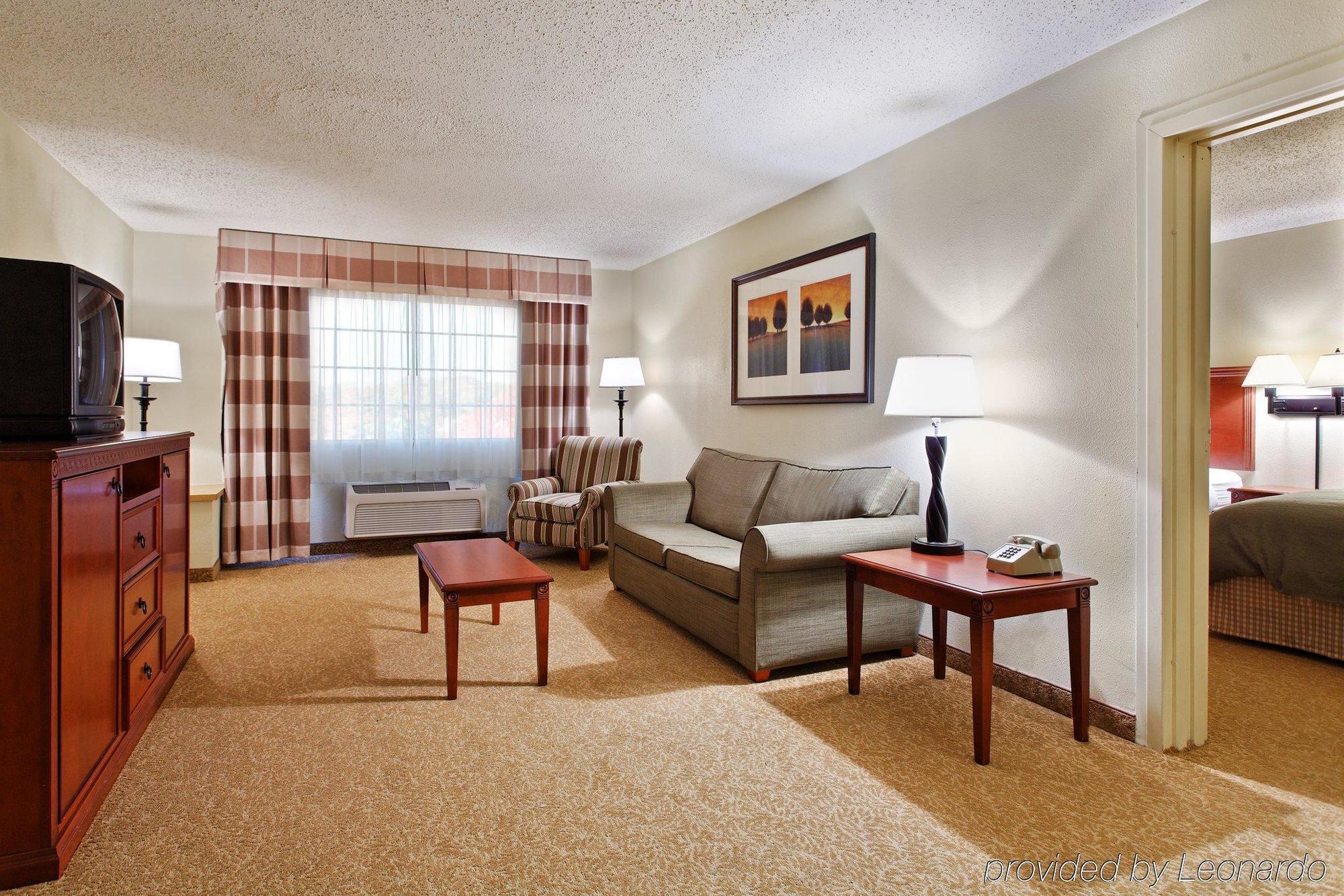 Country Inn & Suites By Radisson, Charlotte I-85 Airport, Nc ภายนอก รูปภาพ